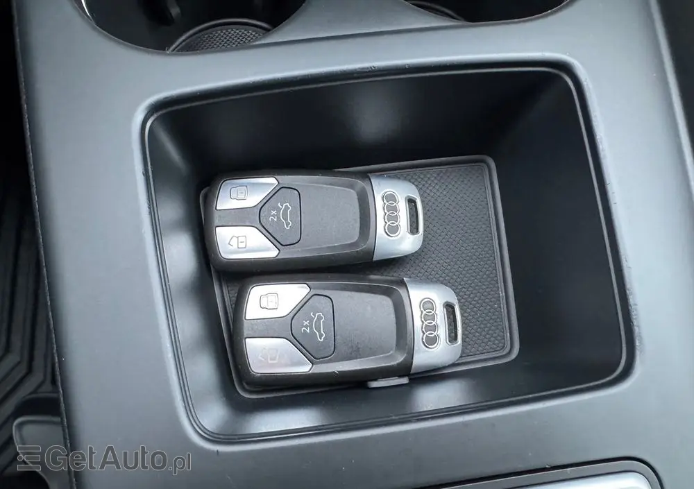 AUDI A4 Avant 35 TDI S tronic advanced