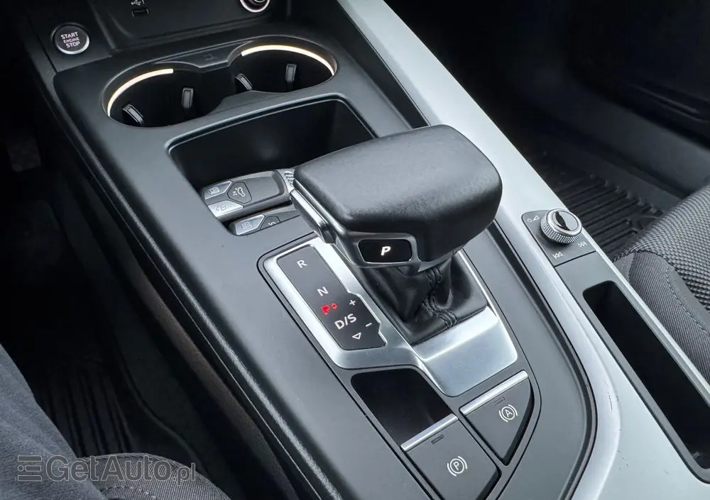 AUDI A4 Avant 35 TDI S tronic advanced