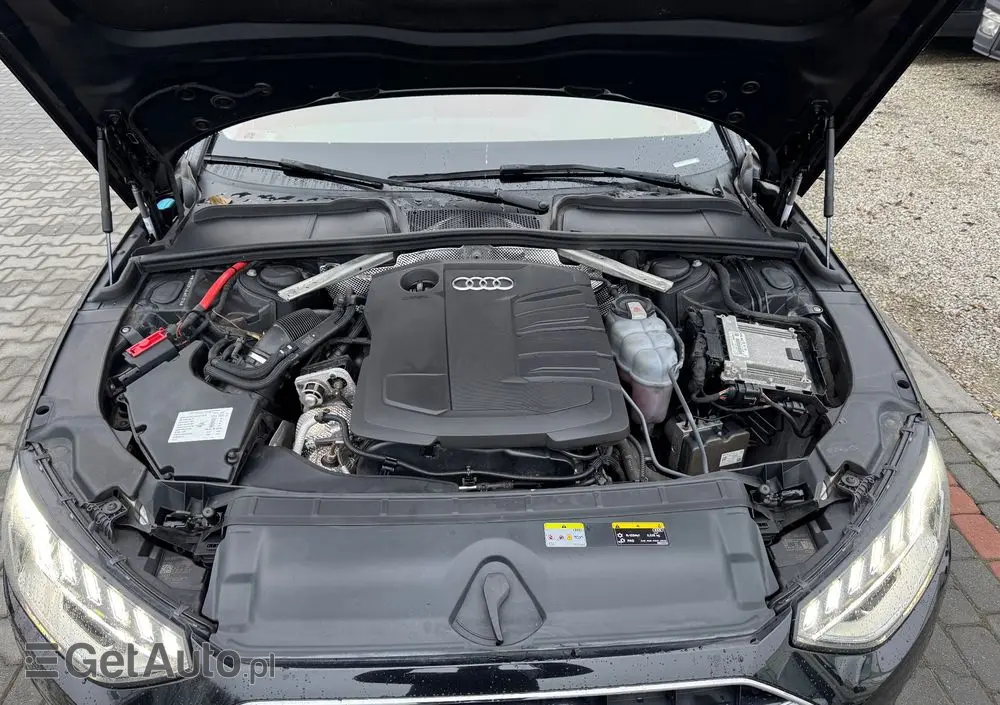 AUDI A4 Avant 35 TDI S tronic advanced