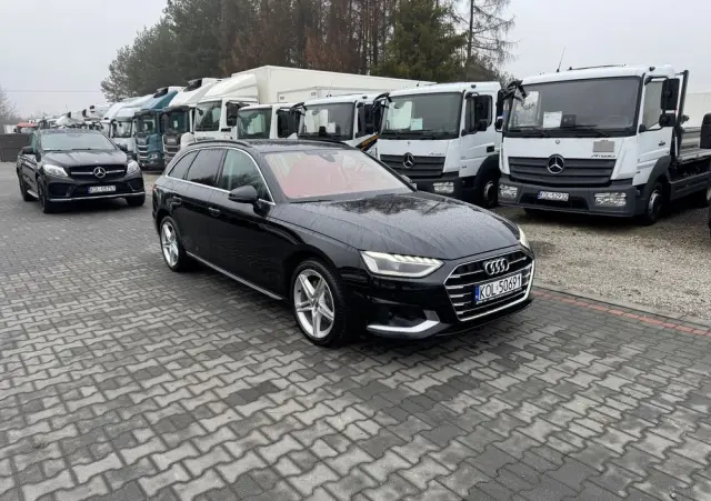 AUDI A4 Avant 35 TDI S tronic advanced