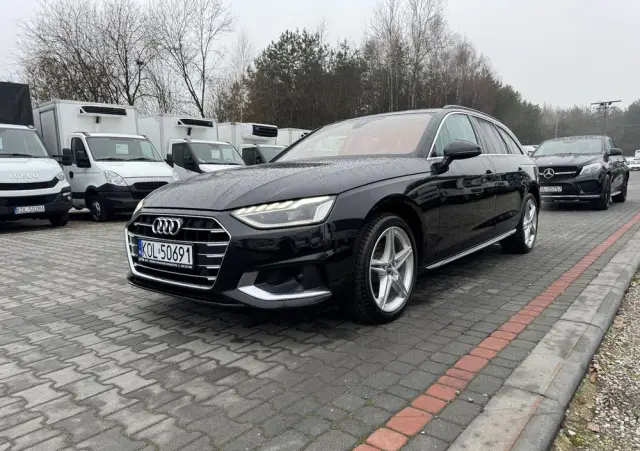 AUDI A4 Avant 35 TDI S tronic advanced