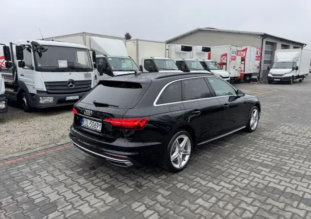 AUDI A4 Avant 35 TDI S tronic advanced