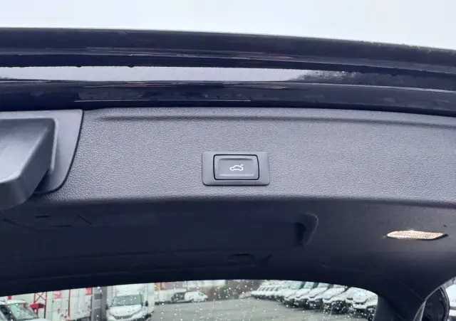 AUDI A4 Avant 35 TDI S tronic advanced