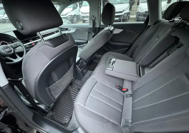 AUDI A4 Avant 35 TDI S tronic advanced