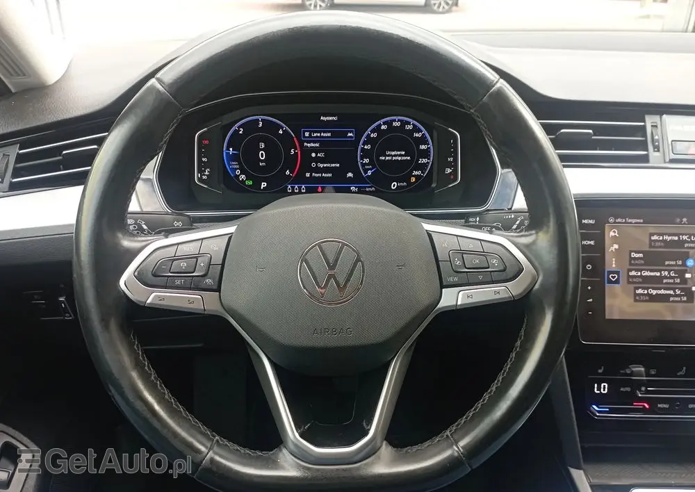 VOLKSWAGEN Passat Variant 2.0 TDI SCR Business Plus DSG