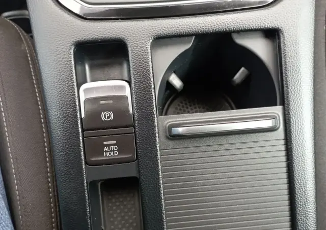 VOLKSWAGEN Passat Variant 2.0 TDI SCR Business Plus DSG