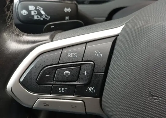 VOLKSWAGEN Passat Variant 2.0 TDI SCR Business Plus DSG