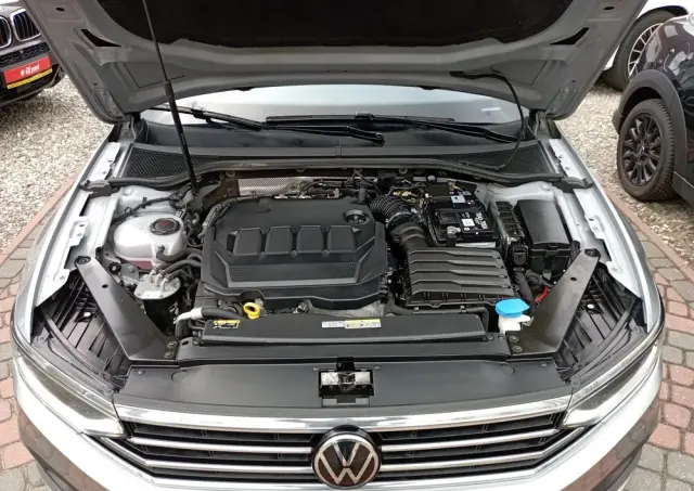 VOLKSWAGEN Passat Variant 2.0 TDI SCR Business Plus DSG