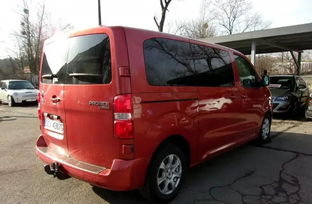 TOYOTA Proace 
