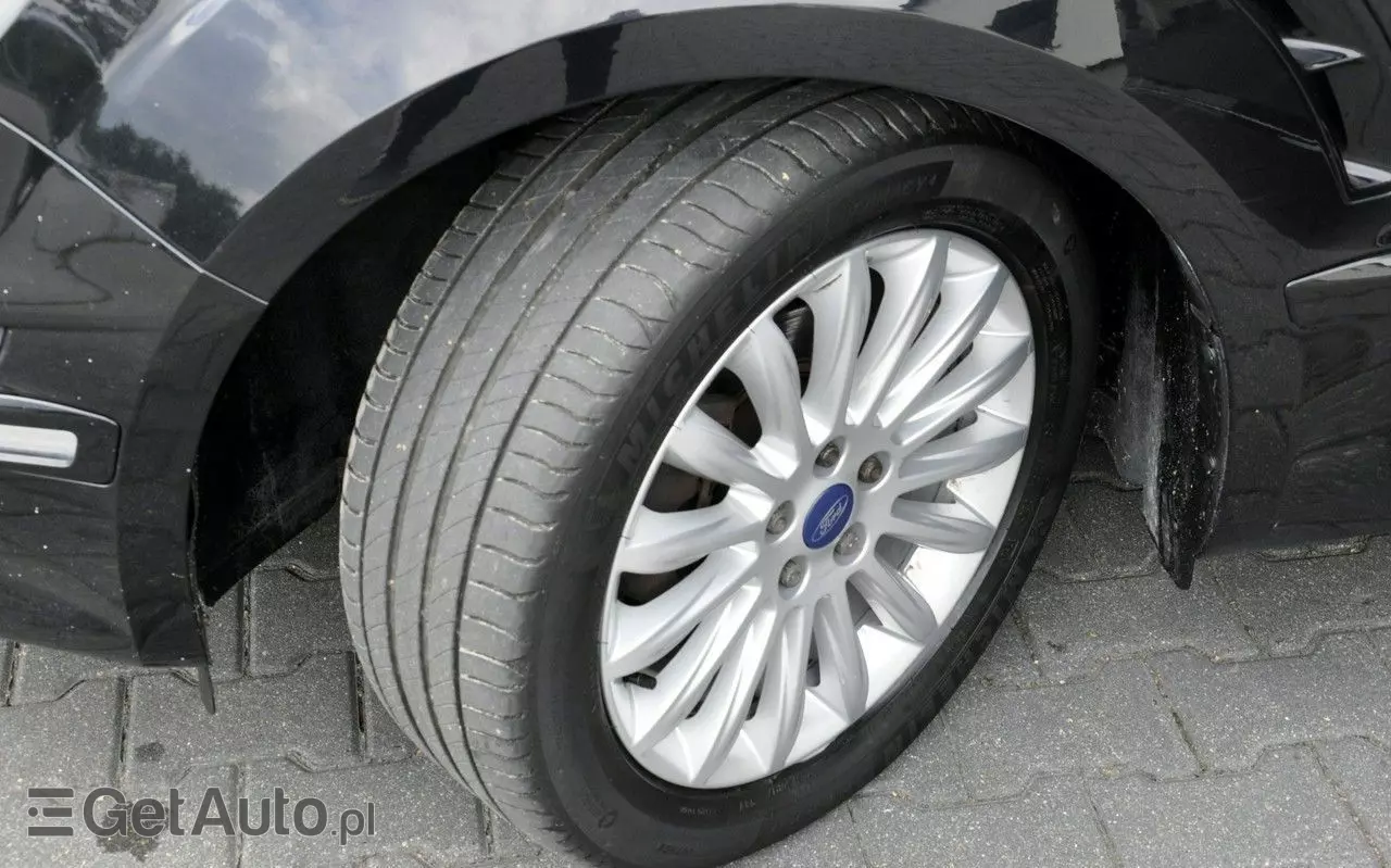 FORD S-Max 2.0 TDCi DPF Titanium X