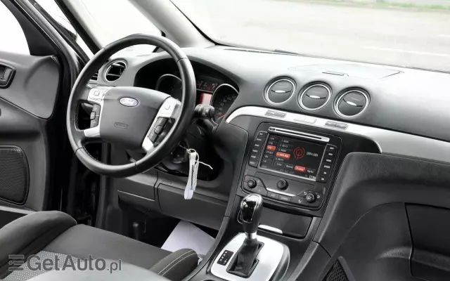 FORD S-Max 2.0 TDCi DPF Titanium X