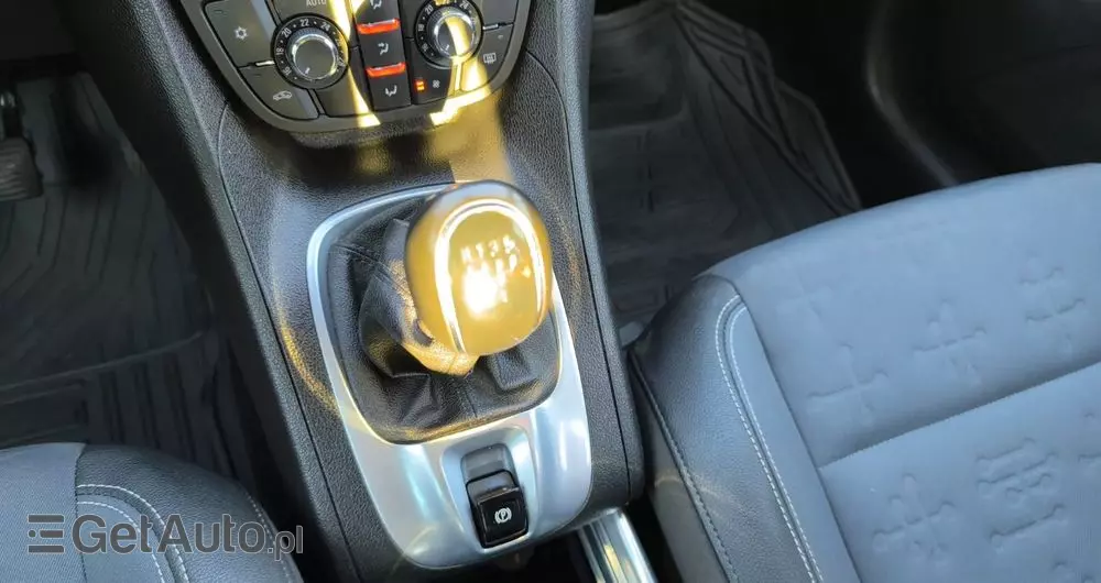 OPEL Meriva 1.4 T Cosmo