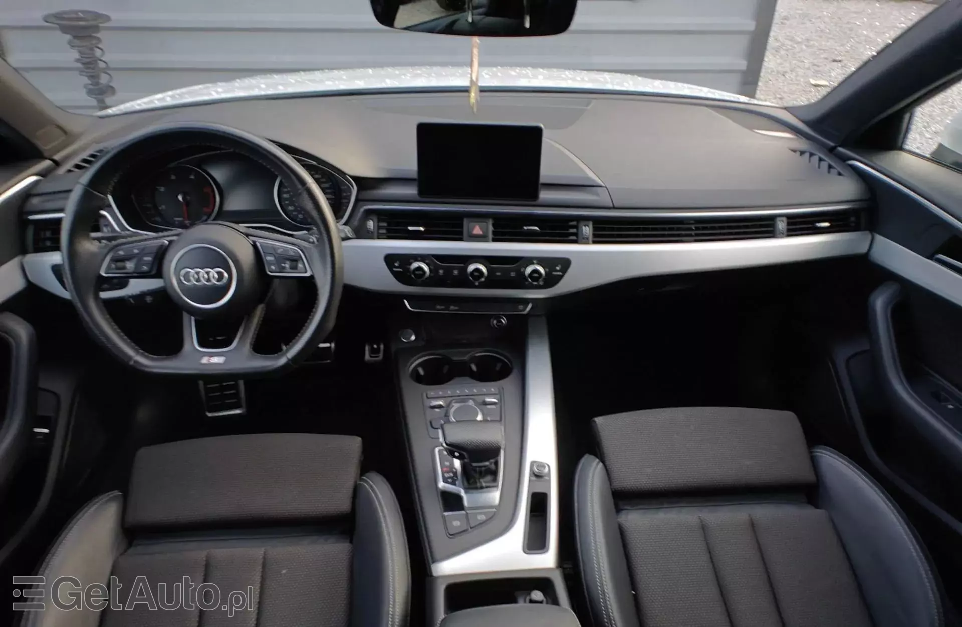 AUDI A4 2.0 TDI ultra (150 KM)