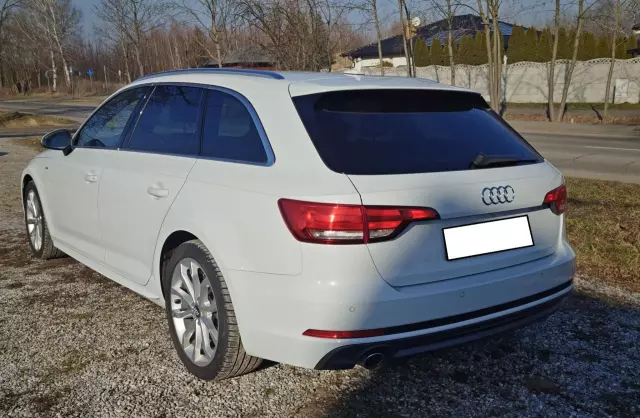 AUDI A4 2.0 TDI ultra (150 KM)