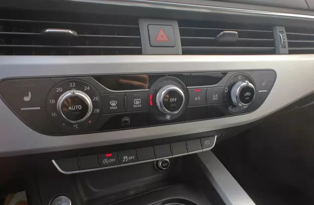 AUDI A4 2.0 TDI ultra (150 KM)