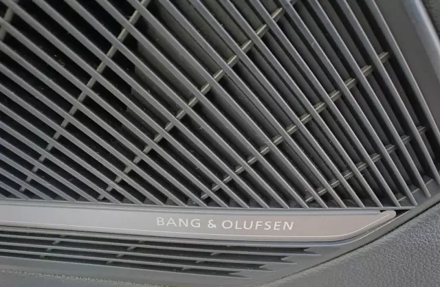 AUDI A4 2.0 TDI ultra (150 KM)