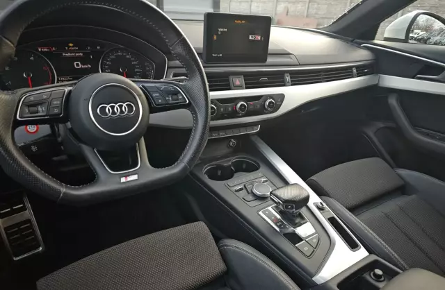 AUDI A4 2.0 TDI ultra (150 KM)