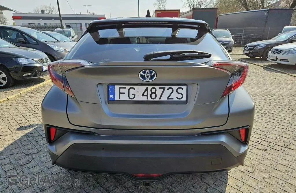 TOYOTA C-HR 
