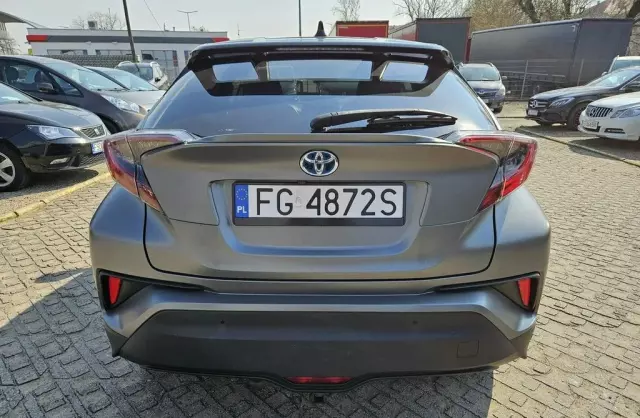 TOYOTA C-HR 