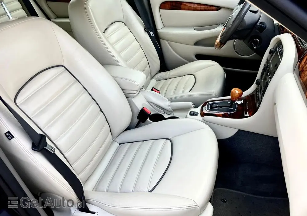 JAGUAR X-Type 3.0 Executive