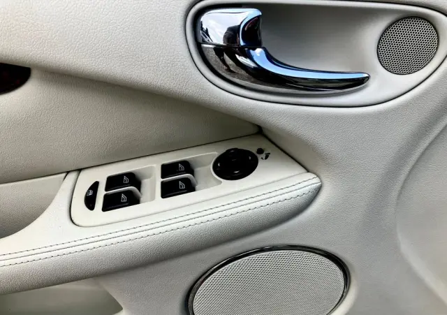 JAGUAR X-Type 3.0 Executive