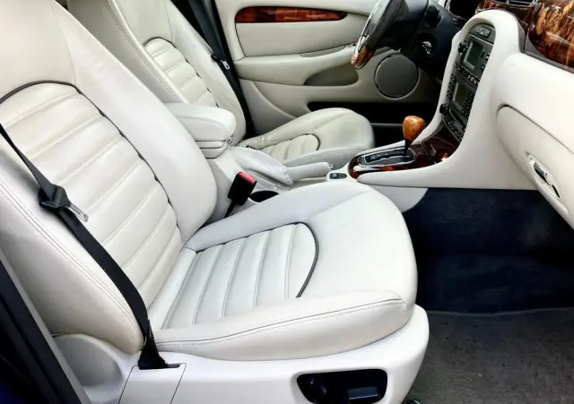 JAGUAR X-Type 3.0 Executive