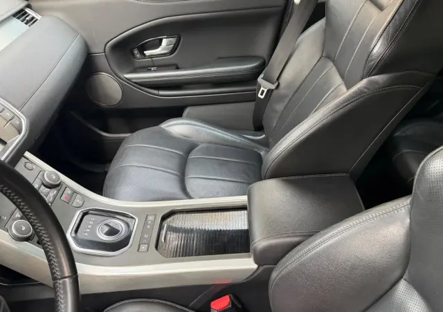 LAND ROVER Range Rover Evoque 2.0TD4 SE Dynamic