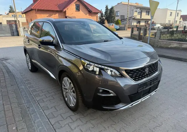 PEUGEOT 5008 BlueHDi 180 EAT6 GT