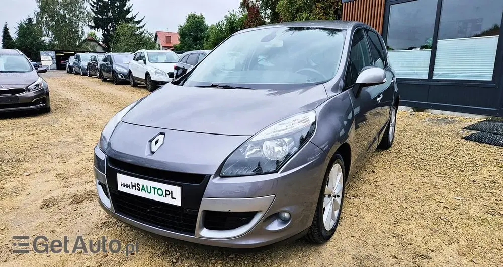 RENAULT Scenic 1.6 16V 110 TomTom Edition