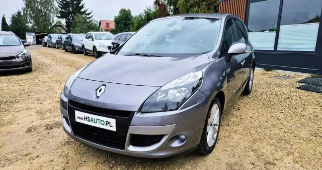 RENAULT Scenic 1.6 16V 110 TomTom Edition