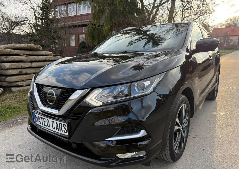 NISSAN Qashqai 1.6 Tekna