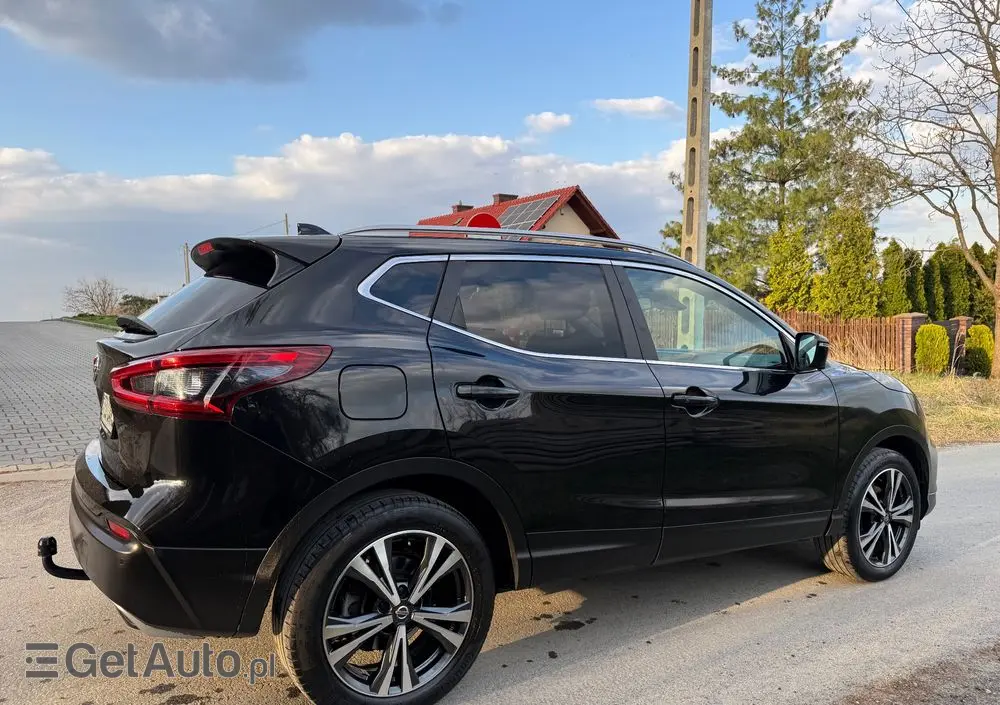 NISSAN Qashqai 1.6 Tekna