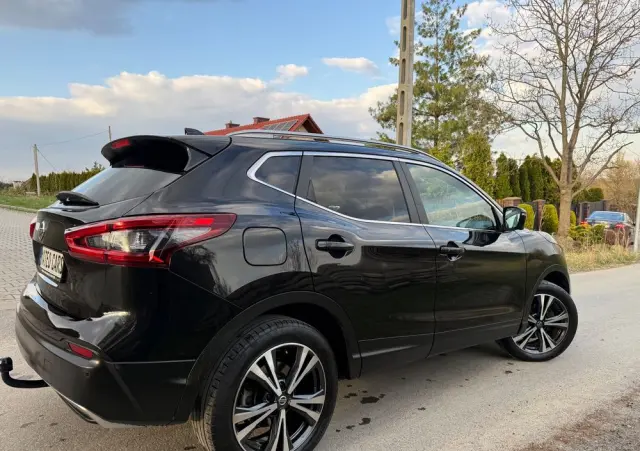 NISSAN Qashqai 1.6 Tekna
