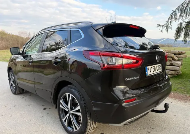 NISSAN Qashqai 1.6 Tekna