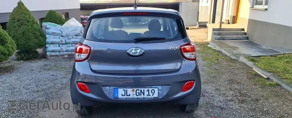 HYUNDAI I10 