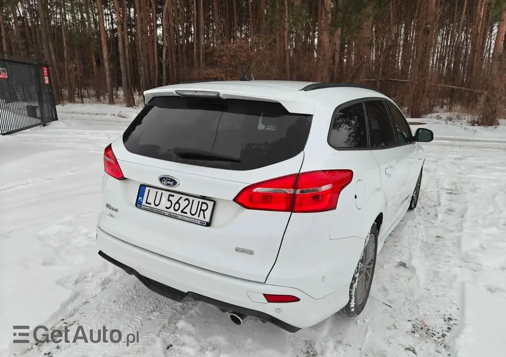 FORD Focus 1.5 EcoBoost STart-Stopp-System ST-LINE