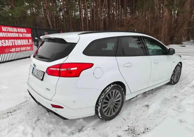FORD Focus 1.5 EcoBoost STart-Stopp-System ST-LINE