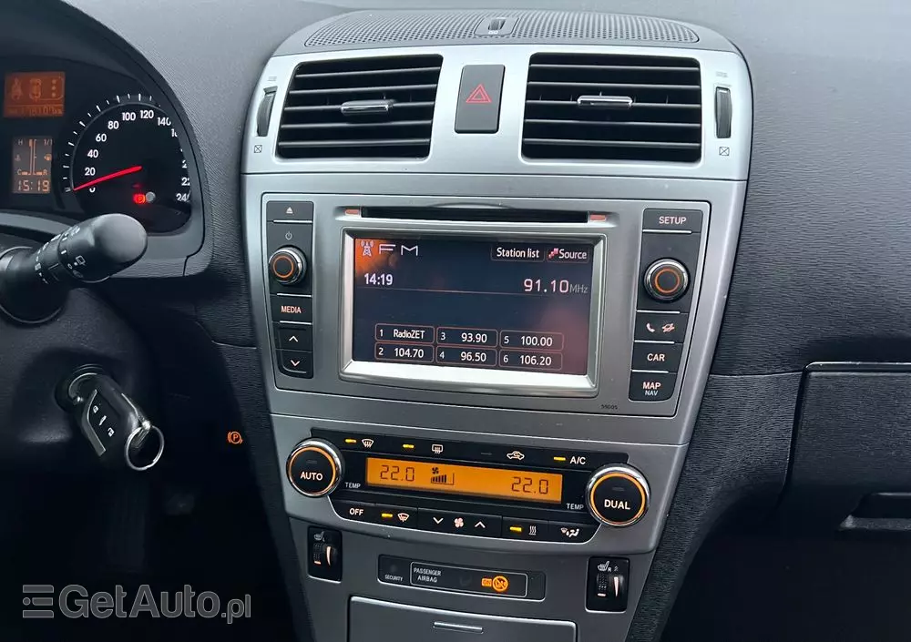 TOYOTA Avensis 2.0 D-4D Premium