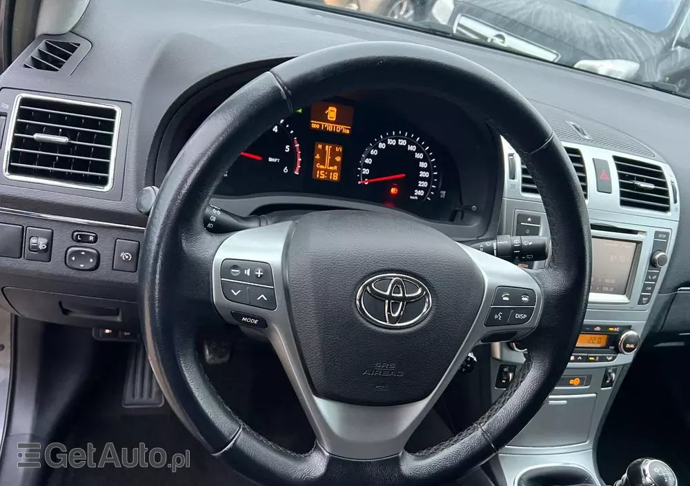 TOYOTA Avensis 2.0 D-4D Premium
