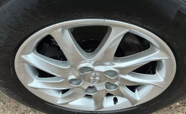 TOYOTA Avensis 2.0 D-4D Premium