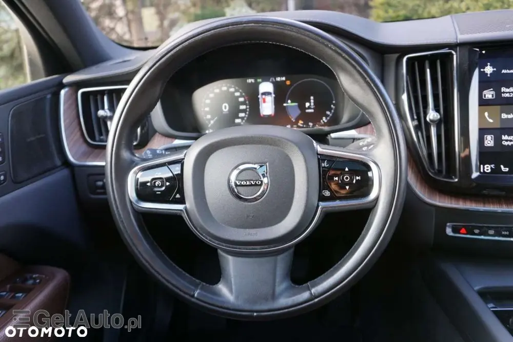 VOLVO XC 60 
