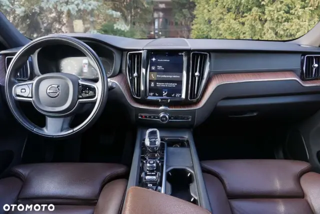 VOLVO XC 60 