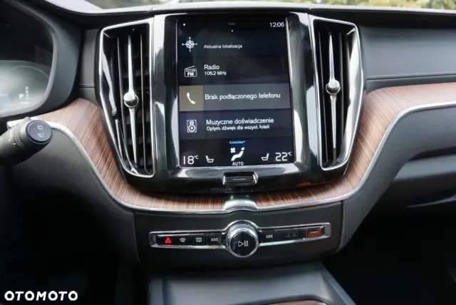 VOLVO XC 60 