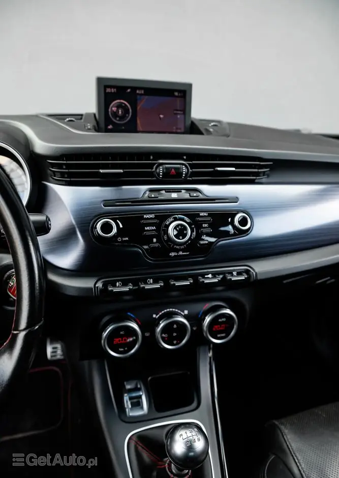 ALFA ROMEO Giulietta 1750 TBi Quadrifoglio Verde