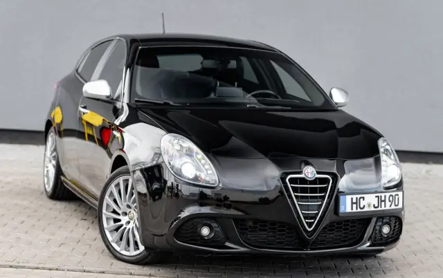 ALFA ROMEO Giulietta 1750 TBi Quadrifoglio Verde