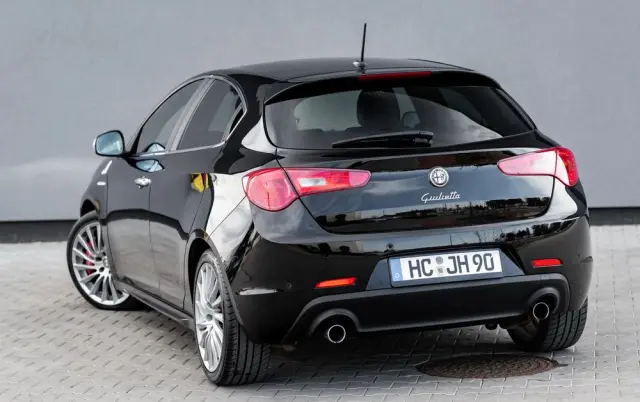ALFA ROMEO Giulietta 1750 TBi Quadrifoglio Verde