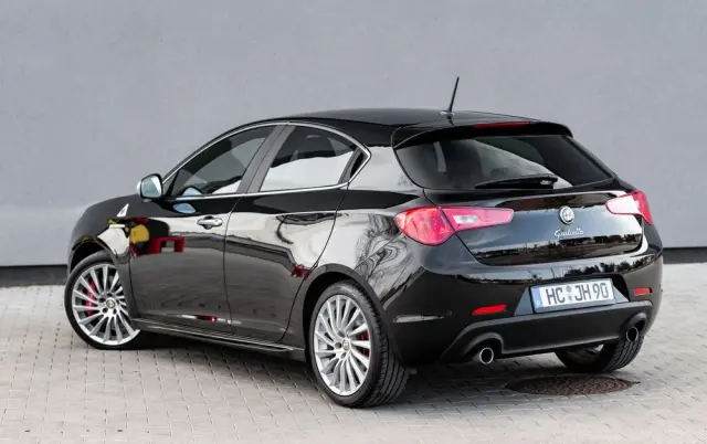 ALFA ROMEO Giulietta 1750 TBi Quadrifoglio Verde