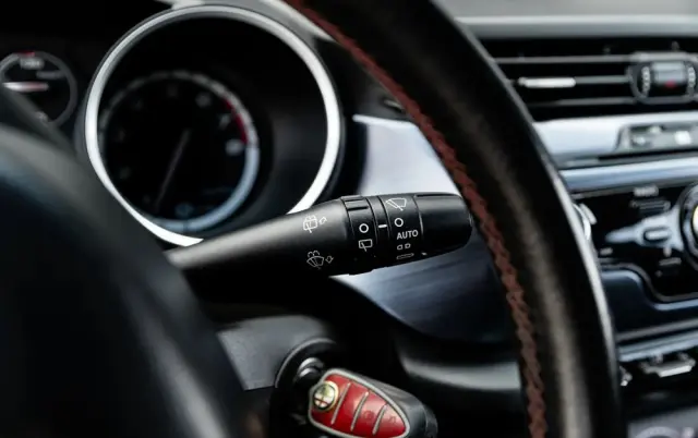 ALFA ROMEO Giulietta 1750 TBi Quadrifoglio Verde