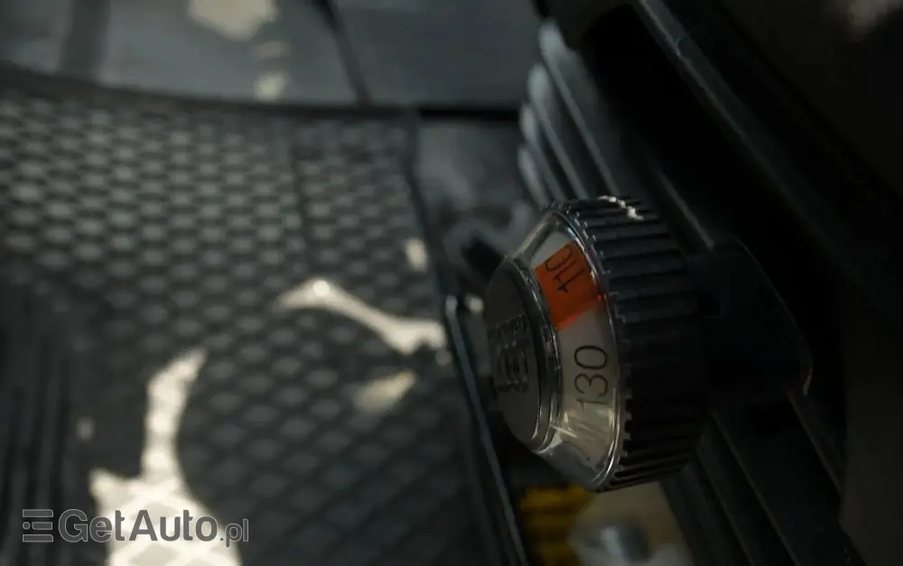 IVECO Iveco DAILY 35-180 Mroźnia +25/-25 * 7 PALET * THERMOK V300 MAX * Salon PL HIMATIC 