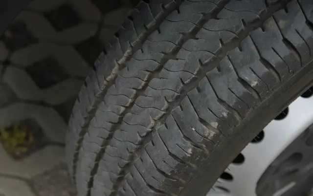 IVECO Iveco DAILY 35-180 Mroźnia +25/-25 * 7 PALET * THERMOK V300 MAX * Salon PL HIMATIC 